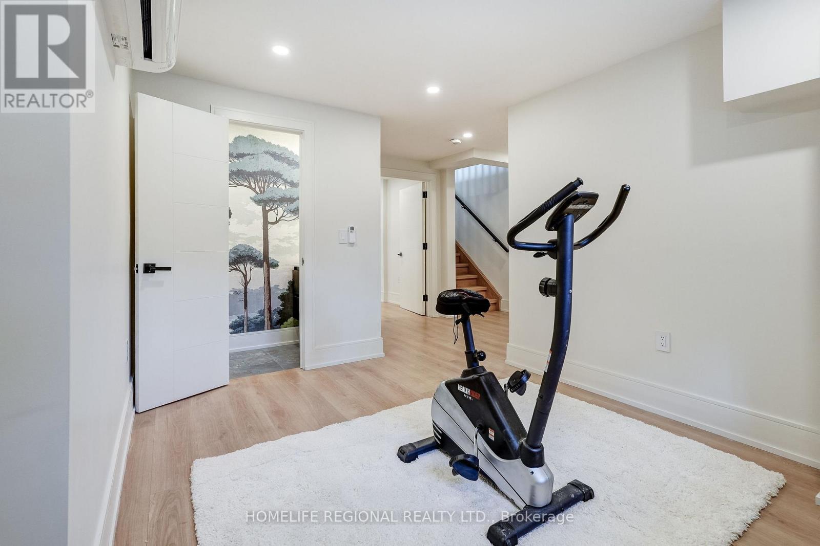 12 Macdonell Avenue, Toronto, Ontario  M6R 2A2 - Photo 32 - W13717360