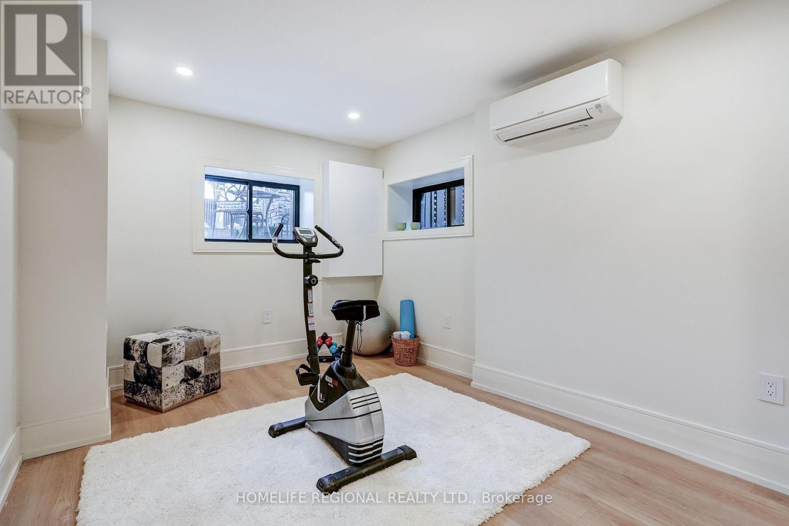 12 Macdonell Avenue, Toronto, Ontario  M6R 2A2 - Photo 33 - W13717360