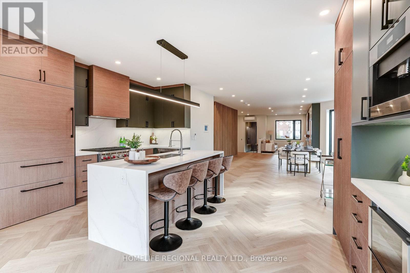 12 Macdonell Avenue, Toronto, Ontario  M6R 2A2 - Photo 9 - W13717360
