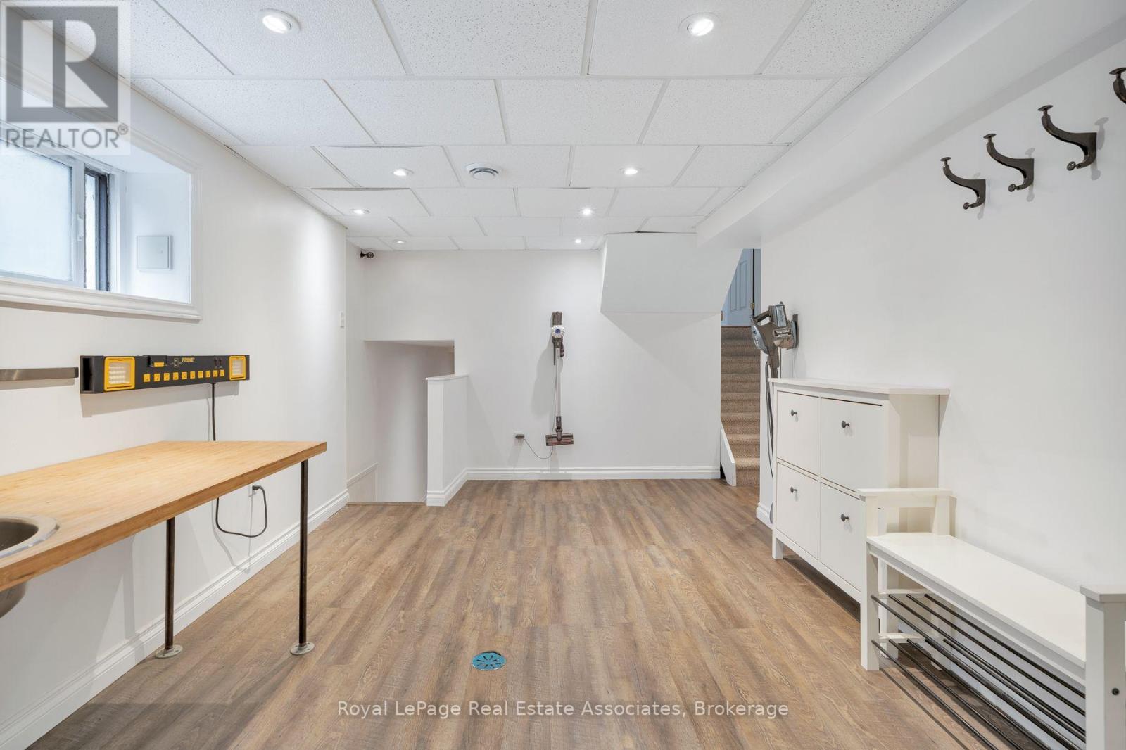 2727 Bucklepost Crescent, Mississauga, Ontario  L5N 1X6 - Photo 40 - W13717386