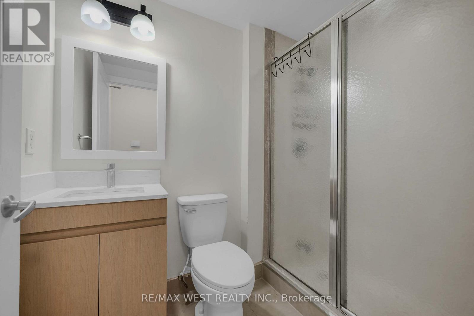 1710 - 220 Burnhamthorpe Road W, Mississauga, Ontario  L5B 4N4 - Photo 21 - W13717428