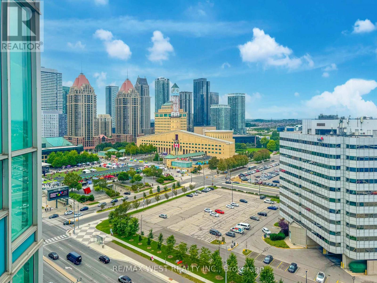 1710 - 220 Burnhamthorpe Road W, Mississauga, Ontario  L5B 4N4 - Photo 35 - W13717428