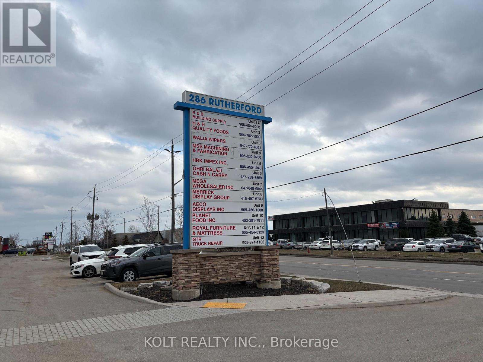 10 - 286 Rutherford Road S, Brampton, Ontario  L6W 3J9 - Photo 2 - W13717430