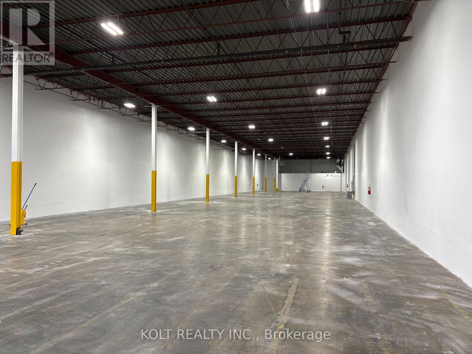 10 - 286 Rutherford Road S, Brampton, Ontario  L6W 3J9 - Photo 3 - W13717430