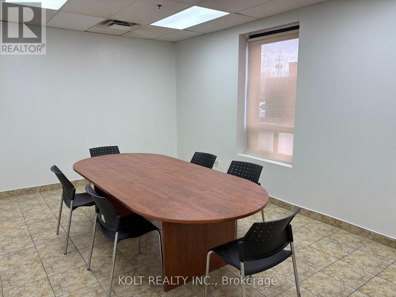 10 - 286 Rutherford Road S, Brampton, Ontario  L6W 3J9 - Photo 4 - W13717430