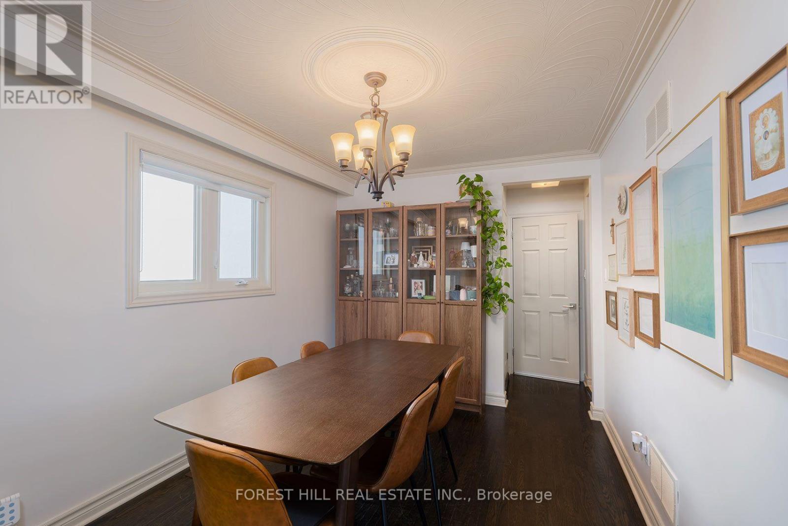 94 Belgravia Avenue, Toronto, Ontario  M6E 2M5 - Photo 13 - W13717438