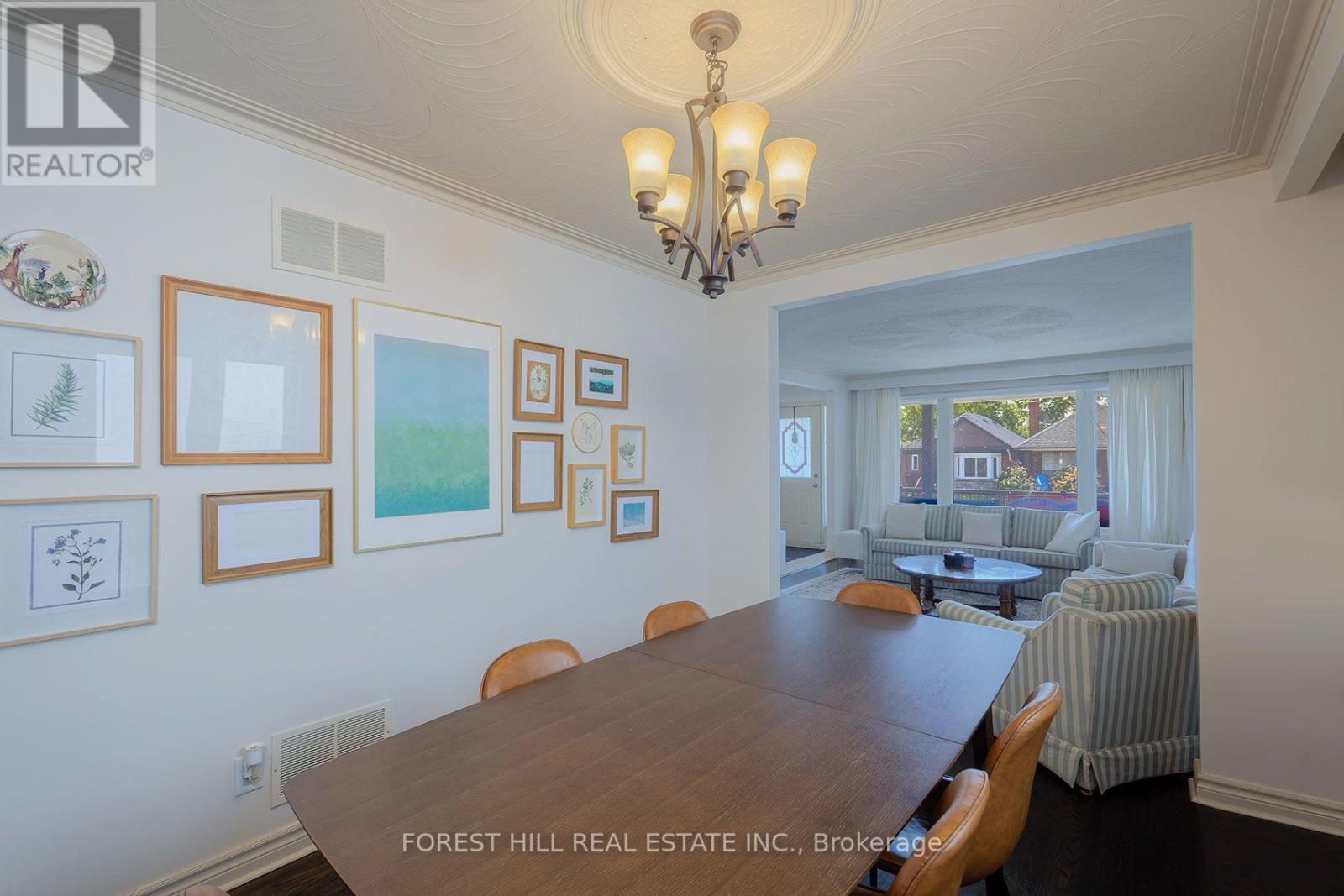 94 Belgravia Avenue, Toronto, Ontario  M6E 2M5 - Photo 14 - W13717438