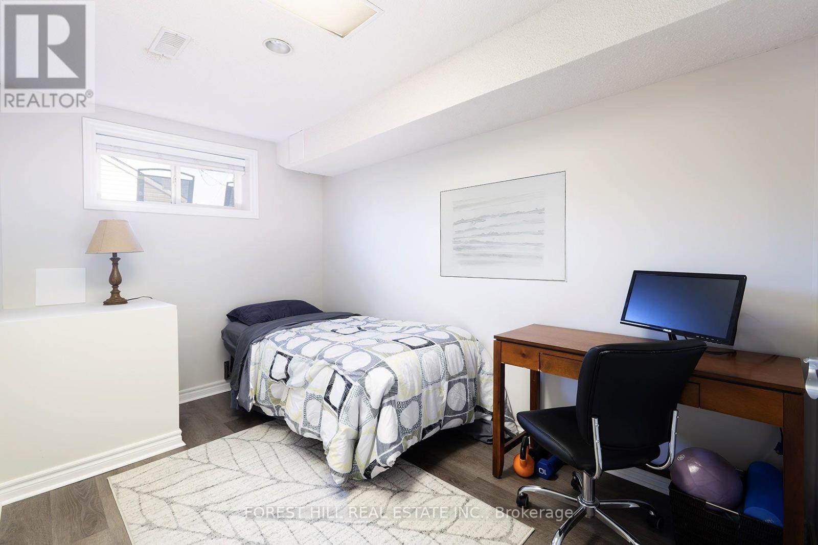 94 Belgravia Avenue, Toronto, Ontario  M6E 2M5 - Photo 32 - W13717438