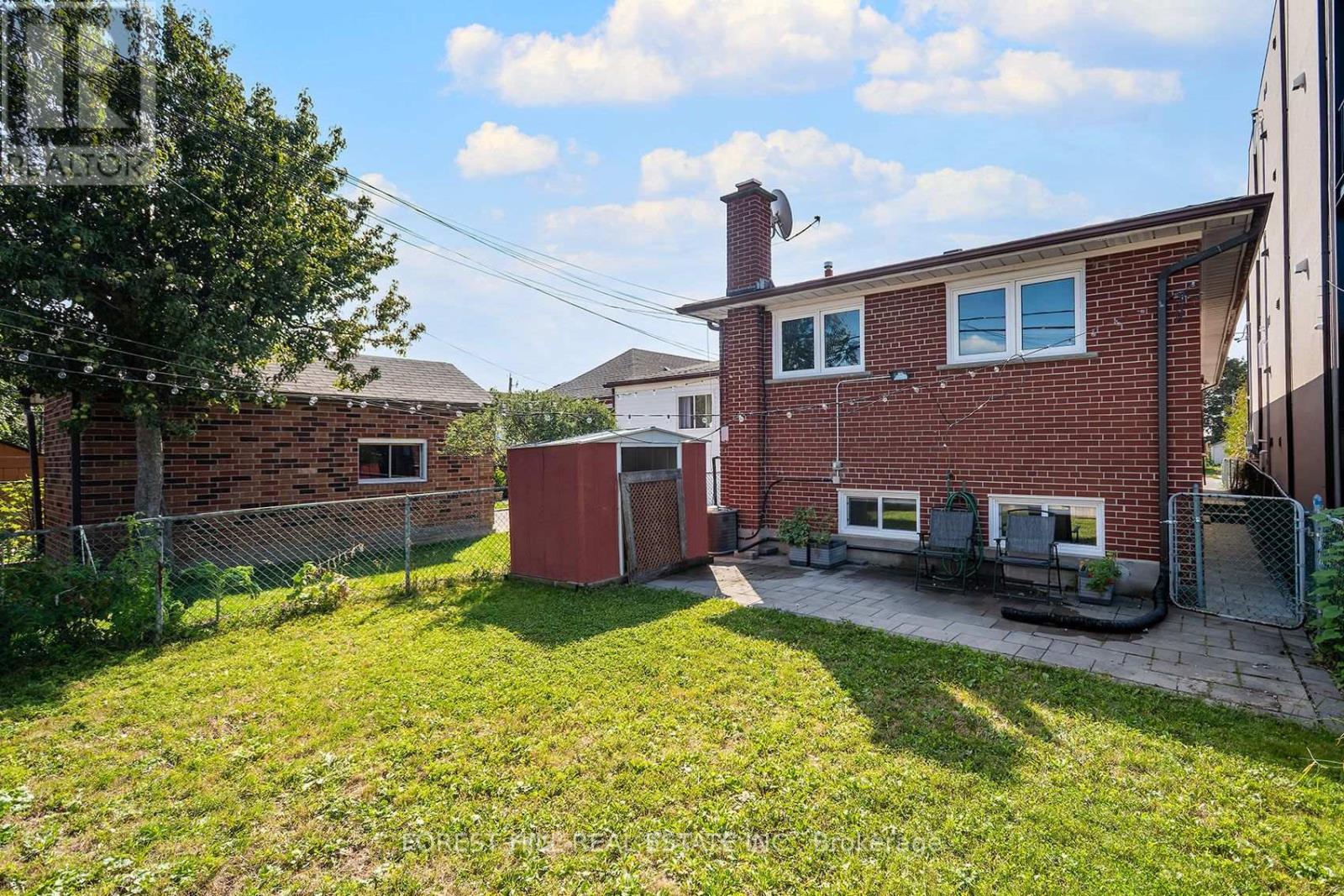 94 Belgravia Avenue, Toronto, Ontario  M6E 2M5 - Photo 35 - W13717438