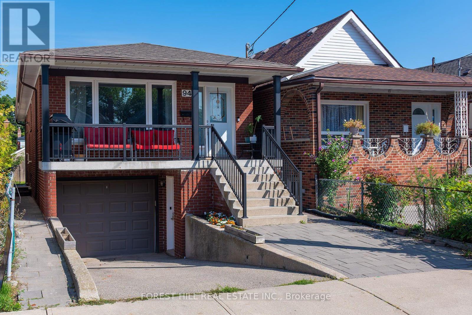 94 Belgravia Avenue, Toronto, Ontario  M6E 2M5 - Photo 41 - W13717438
