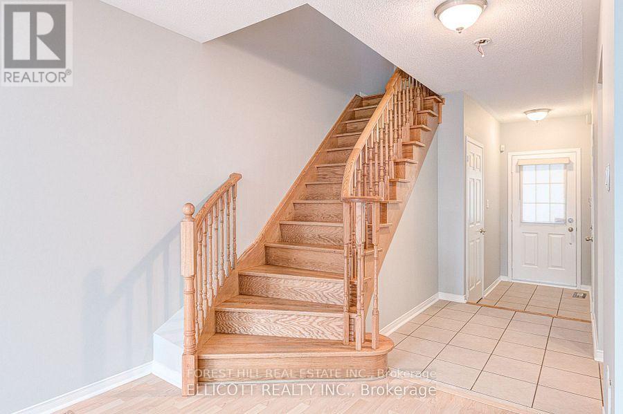 18 San Gabriele Place, Toronto, Ontario  M9L 3A4 - Photo 15 - W13717450