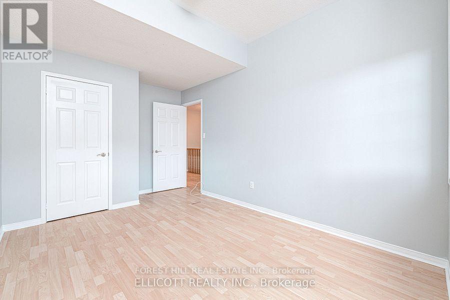 18 San Gabriele Place, Toronto, Ontario  M9L 3A4 - Photo 26 - W13717450
