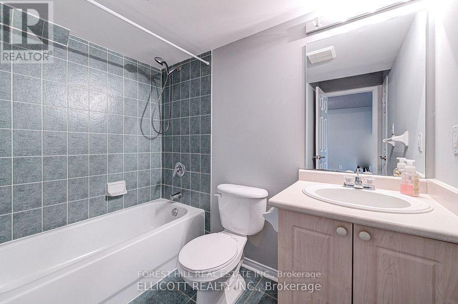18 San Gabriele Place, Toronto, Ontario  M9L 3A4 - Photo 27 - W13717450