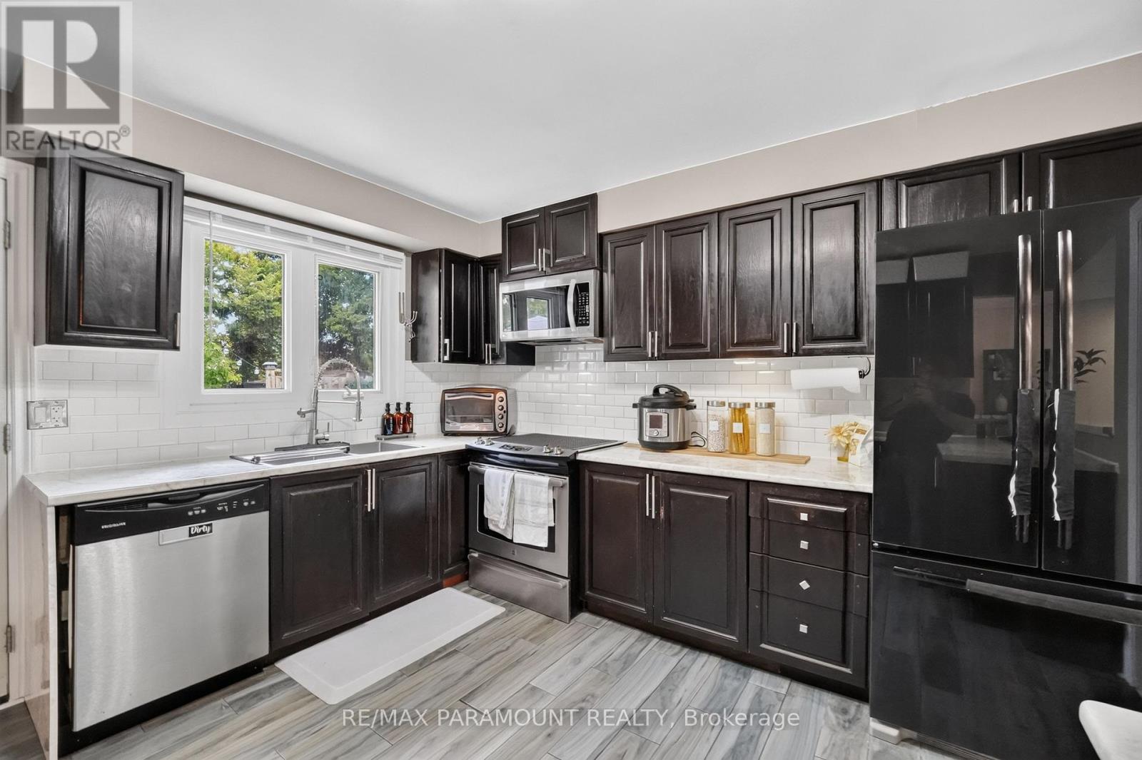 226 Rutherford Road N, Brampton, Ontario  L6V 2X8 - Photo 15 - W13717462