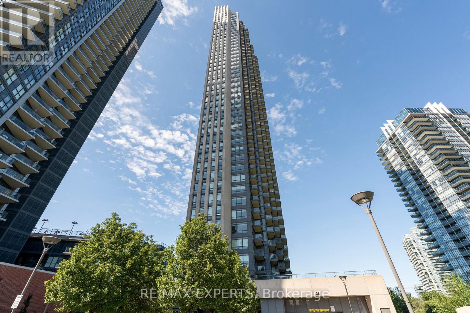 1905 - 36 PARK LAWN ROAD, Toronto, Ontario