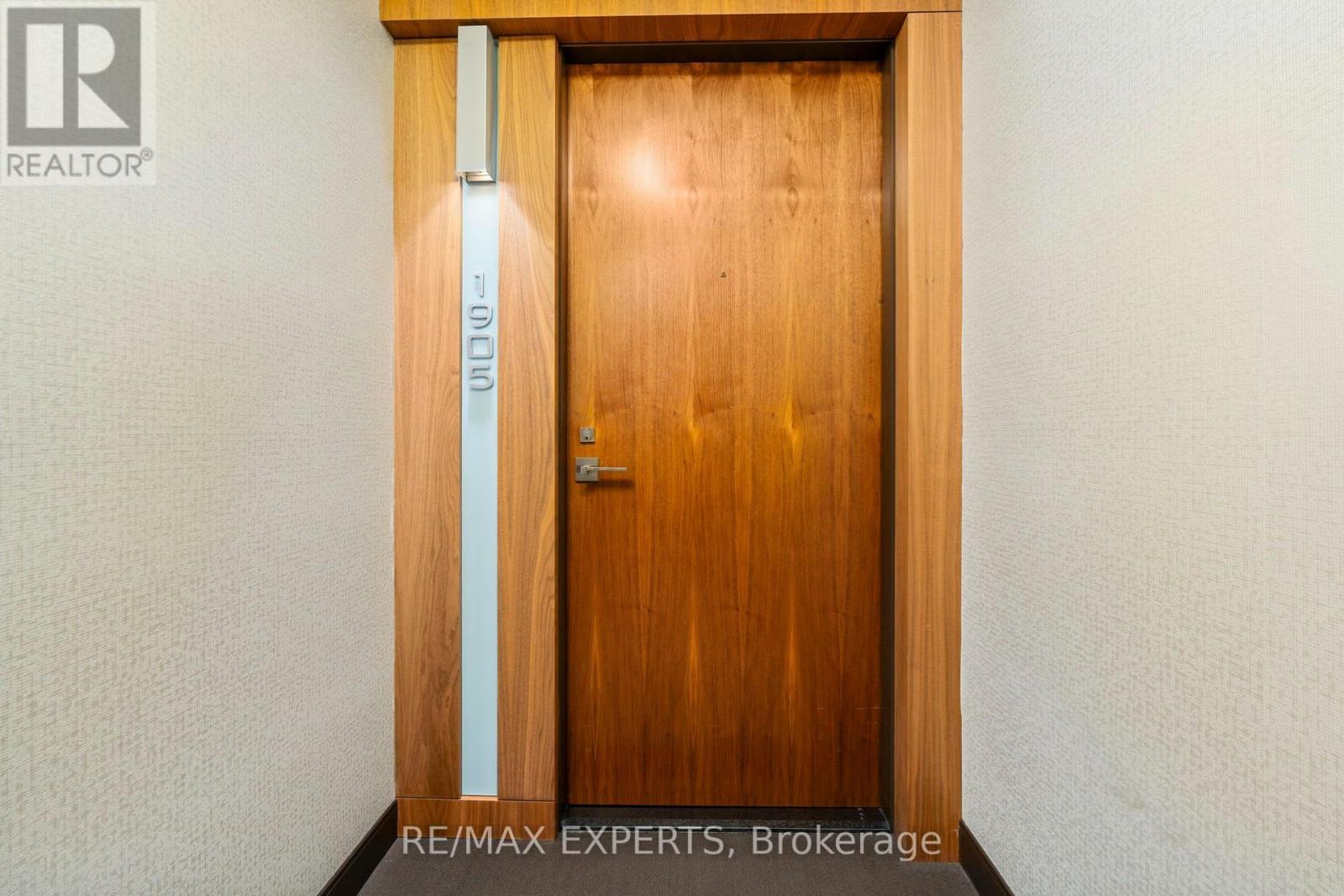 1905 - 36 Park Lawn Road, Toronto, Ontario  M8V 0E5 - Photo 3 - W13717470