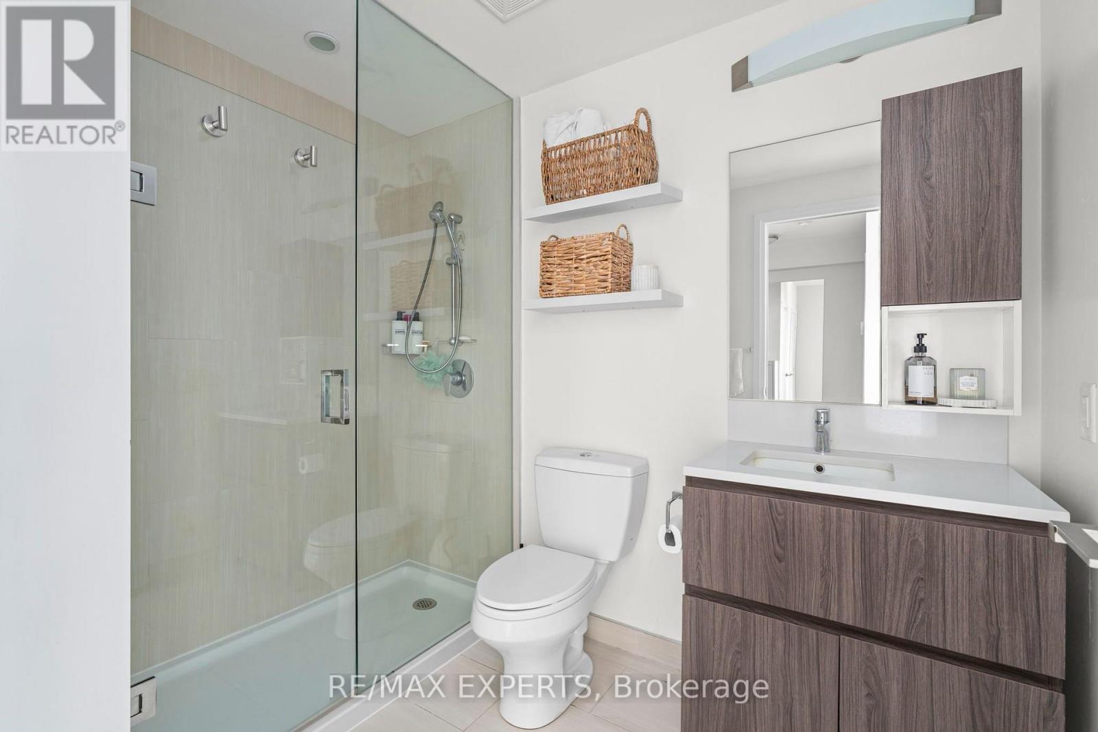 1905 - 36 Park Lawn Road, Toronto, Ontario  M8V 0E5 - Photo 6 - W13717470