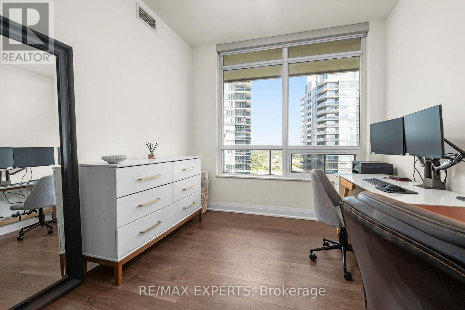 1905 - 36 Park Lawn Road, Toronto, Ontario  M8V 0E5 - Photo 8 - W13717470