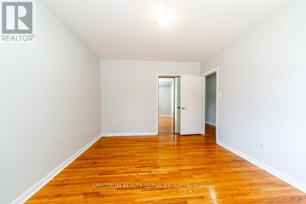 131 West Deane Park Drive, Toronto, Ontario  M9B 2S6 - Photo 22 - W13717484