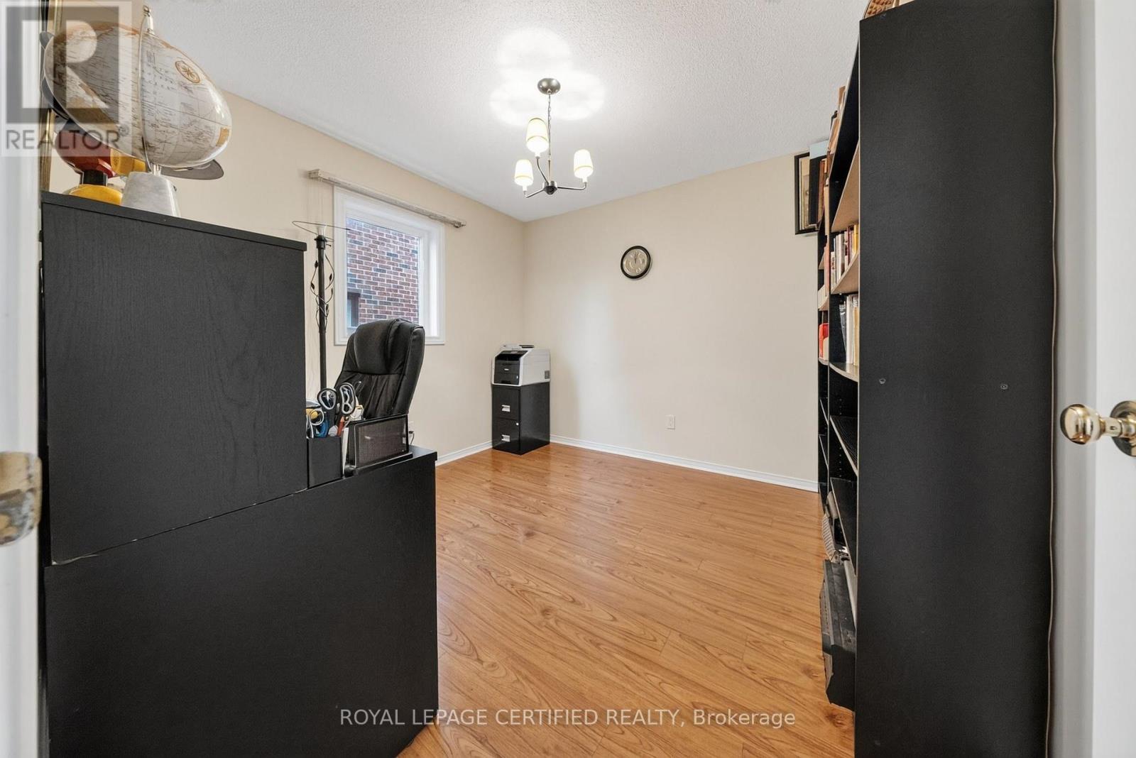 5344 Segriff Drive, Mississauga, Ontario  L5V 1Y7 - Photo 25 - W13717500