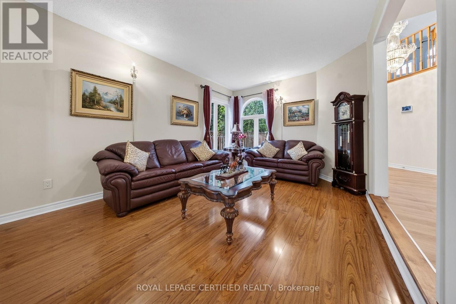 5344 Segriff Drive, Mississauga, Ontario  L5V 1Y7 - Photo 8 - W13717500