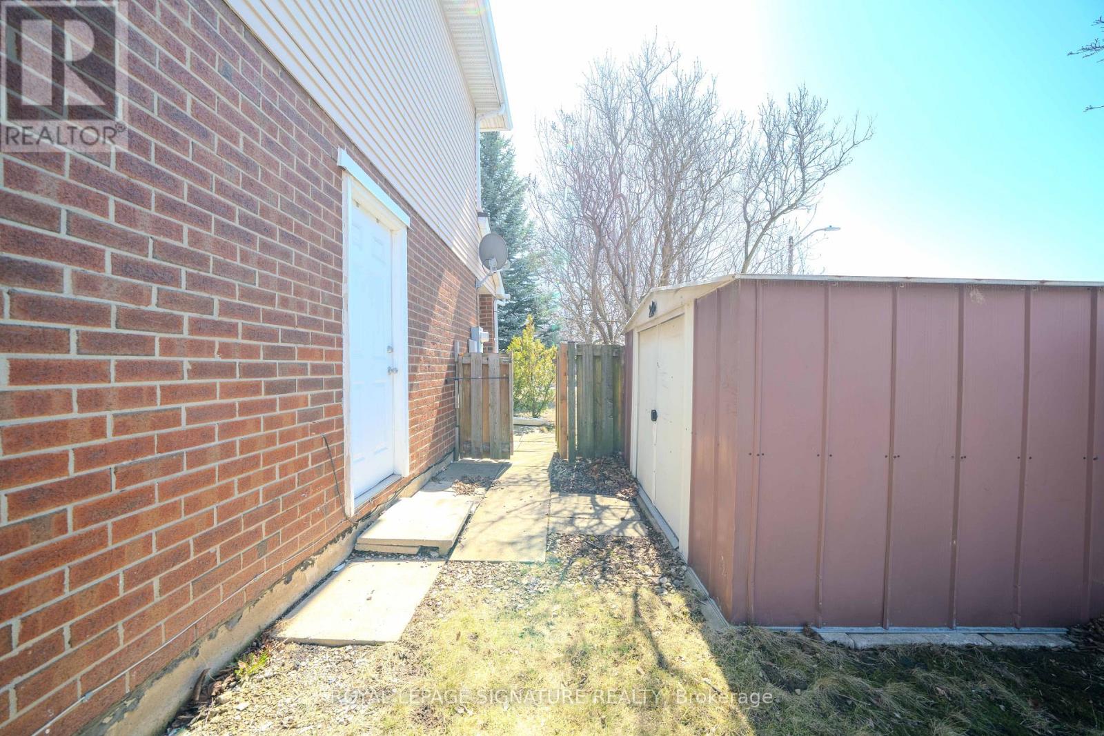 2 Summertime Court, Brampton, Ontario  L6Z 2B4 - Photo 27 - W13717512