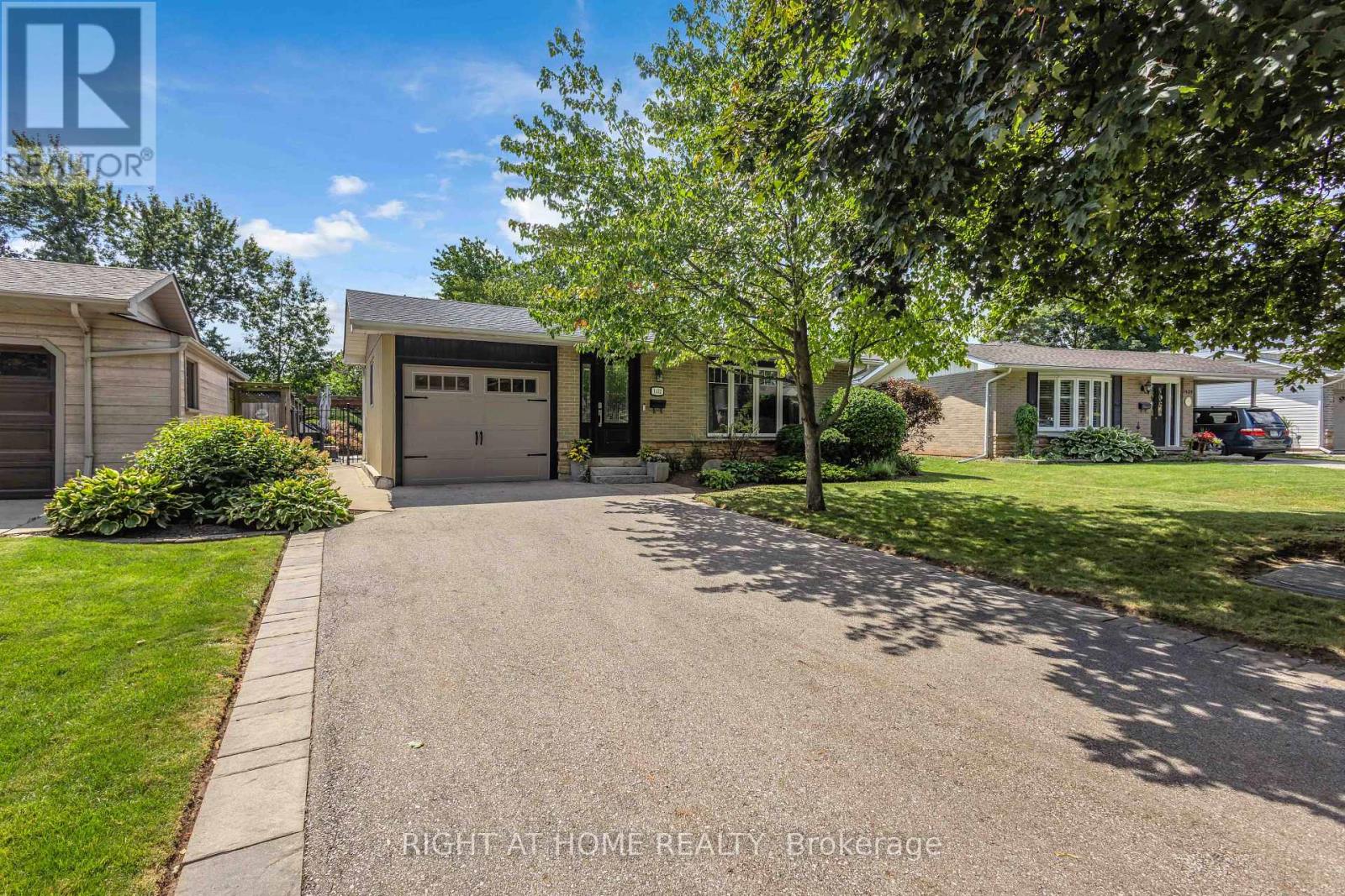 1432 Dewbourne Crescent, Burlington, Ontario  L7M 1E7 - Photo 3 - W13717528