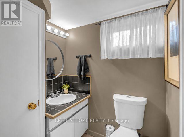 1432 Dewbourne Crescent, Burlington, Ontario  L7M 1E7 - Photo 30 - W13717528