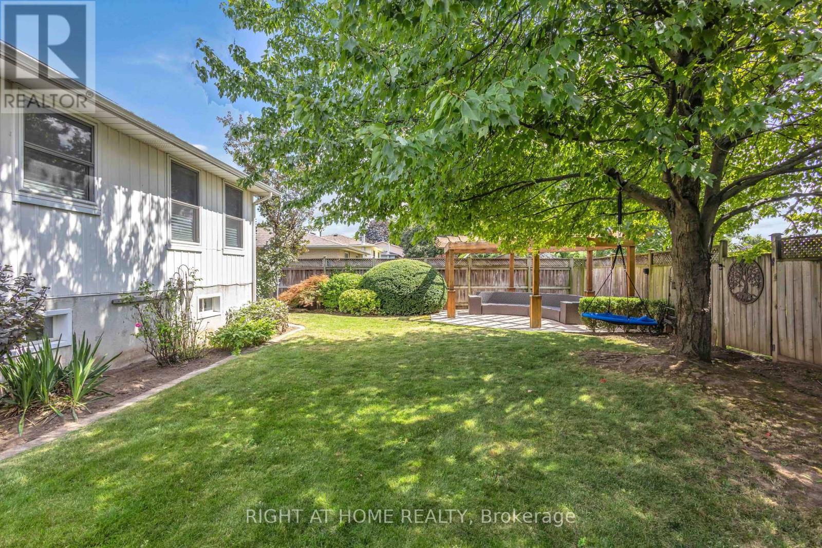 1432 Dewbourne Crescent, Burlington, Ontario  L7M 1E7 - Photo 37 - W13717528