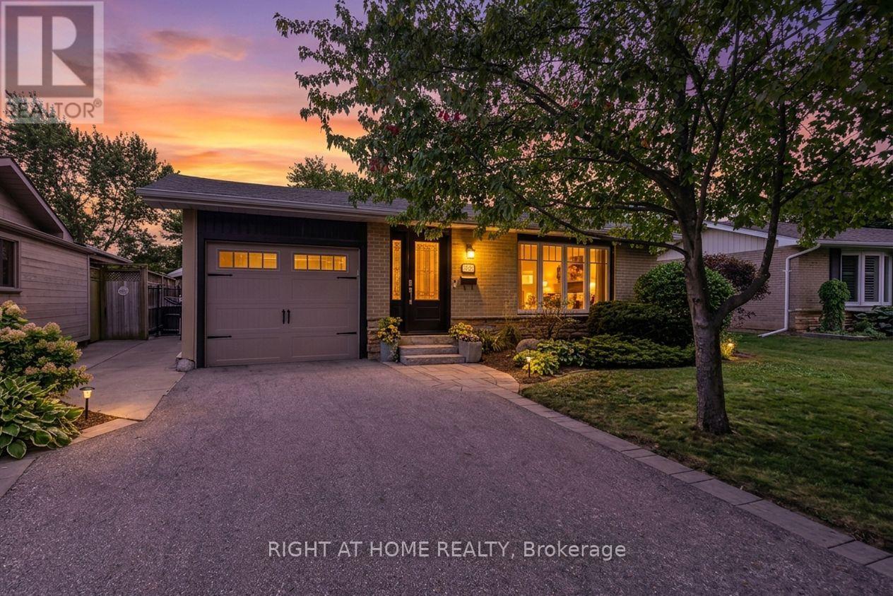 1432 Dewbourne Crescent, Burlington, Ontario  L7M 1E7 - Photo 4 - W13717528