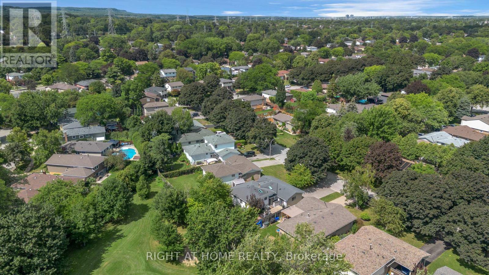 1432 Dewbourne Crescent, Burlington, Ontario  L7M 1E7 - Photo 44 - W13717528