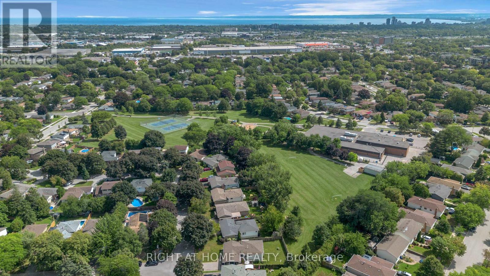 1432 Dewbourne Crescent, Burlington, Ontario  L7M 1E7 - Photo 47 - W13717528