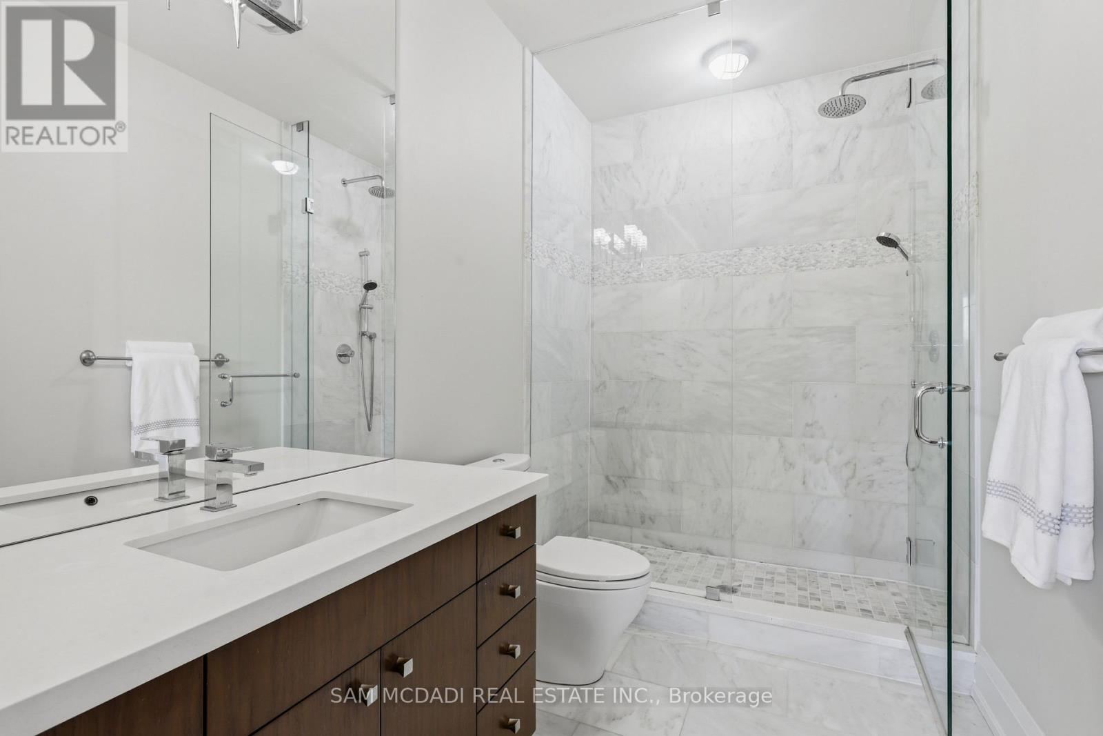 962 Fredonia Drive, Mississauga, Ontario  L5C 2W4 - Photo 37 - W13717544
