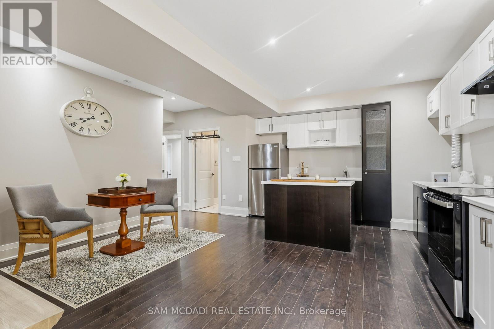 962 Fredonia Drive, Mississauga, Ontario  L5C 2W4 - Photo 38 - W13717544