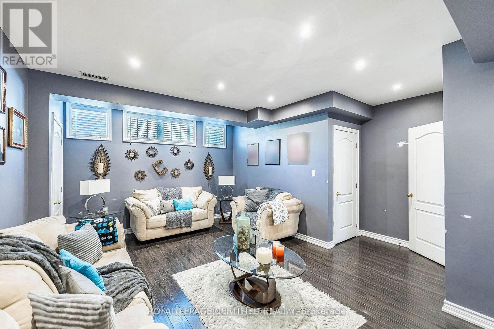 2368 Foxhole Circle, Oakville, Ontario  L6M 4X4 - Photo 30 - W13717582