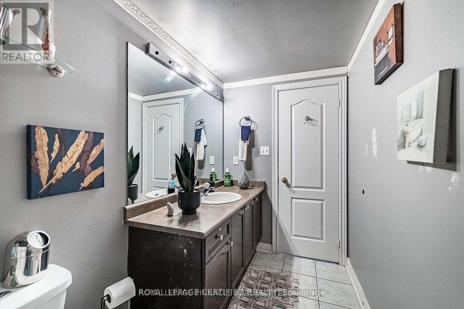 2368 Foxhole Circle, Oakville, Ontario  L6M 4X4 - Photo 37 - W13717582