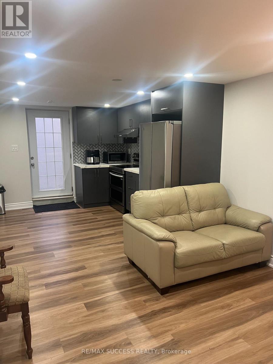 Basement - 583 Tedwyn Drive, Mississauga, Ontario  L5A 1K1 - Photo 26 - W13717588
