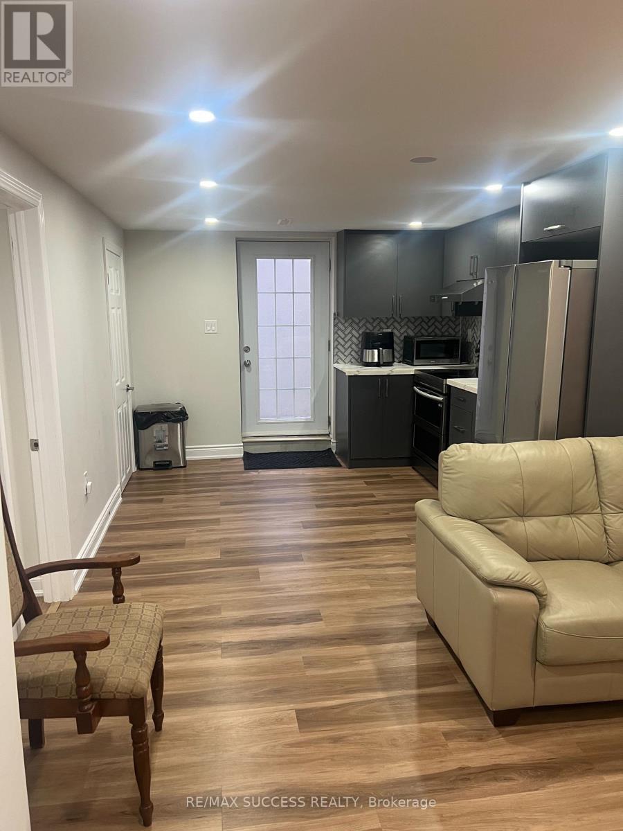 Basement - 583 Tedwyn Drive, Mississauga, Ontario  L5A 1K1 - Photo 27 - W13717588