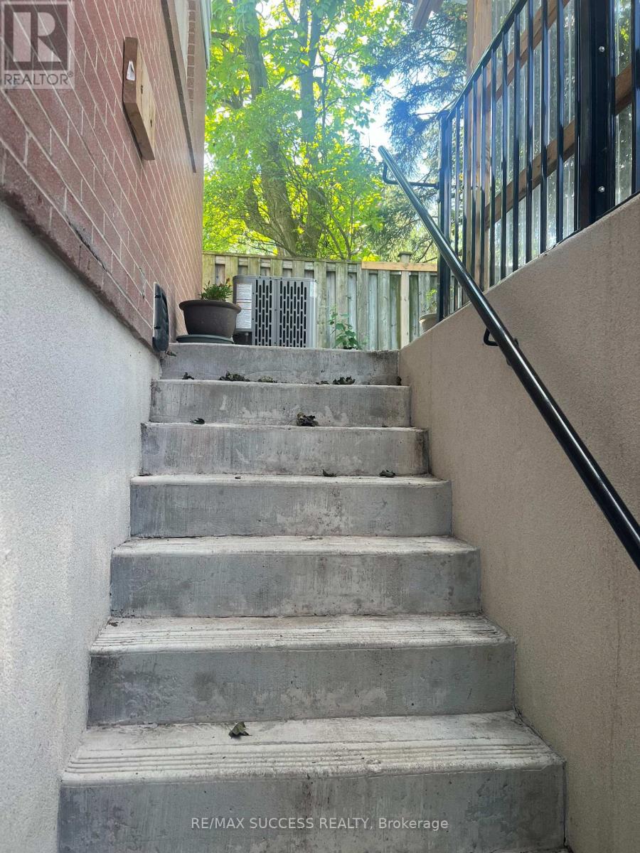 Basement - 583 Tedwyn Drive, Mississauga, Ontario  L5A 1K1 - Photo 32 - W13717588