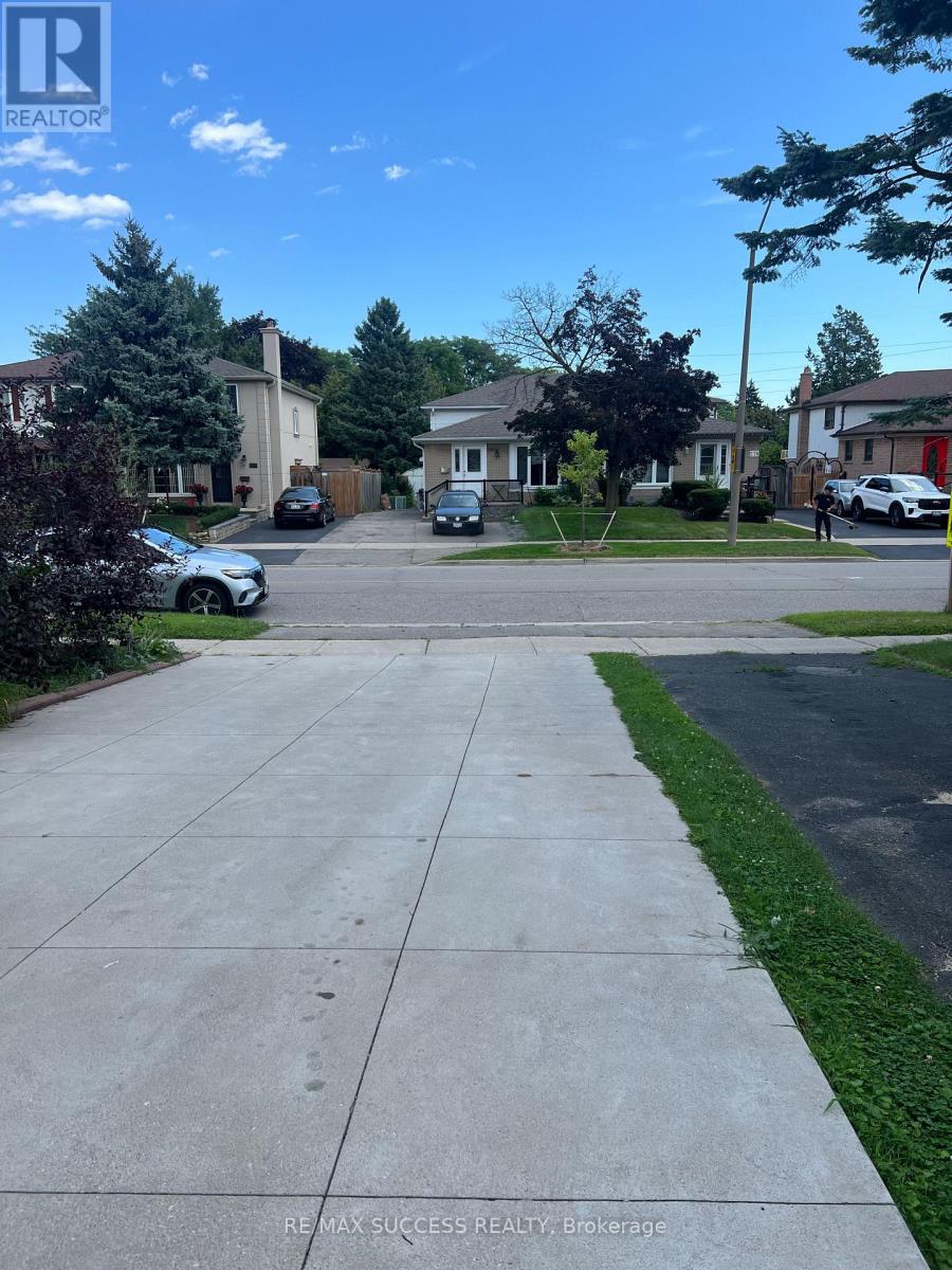 Basement - 583 Tedwyn Drive, Mississauga, Ontario  L5A 1K1 - Photo 46 - W13717588