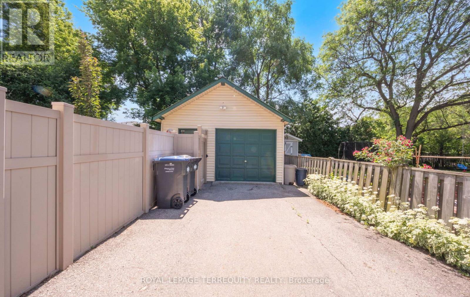 33 Rogers Road, Brampton, Ontario  L6X 1L7 - Photo 50 - W13717600