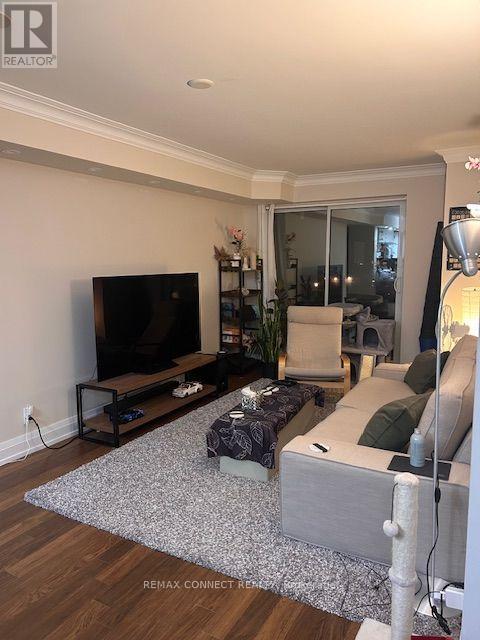 702 - 1060 Sheppard Avenue W, Toronto, Ontario  M3J 0G7 - Photo 2 - W13717260