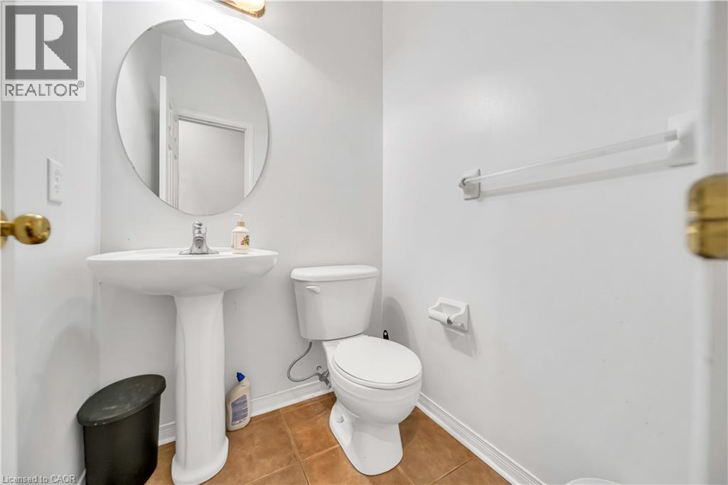 22 Grasswood Street Unit# Upper, Kitchener, Ontario  N2A 4L2 - Photo 9 - 40858416