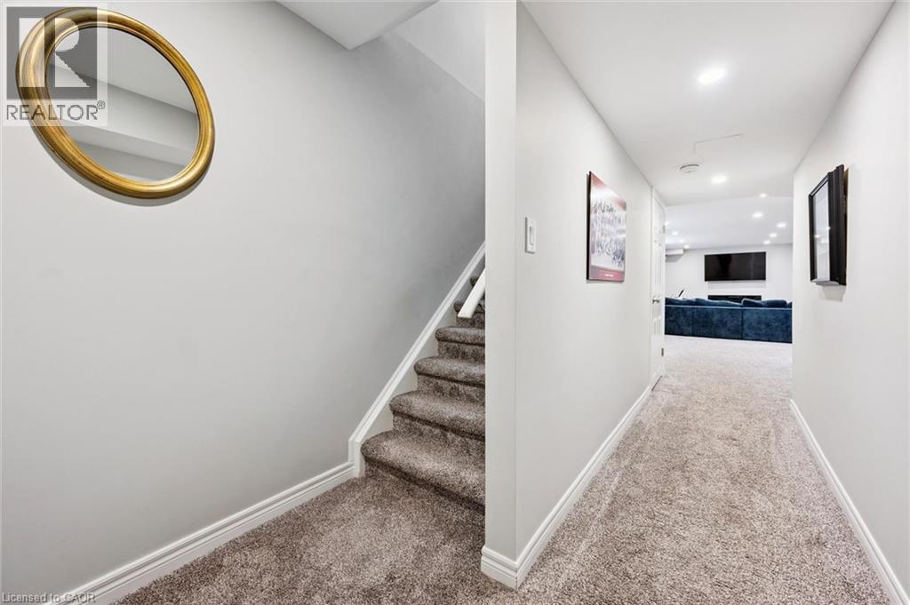 941 Eden Oak Court, Kitchener, Ontario  N2A 0H4 - Photo 32 - 40858123