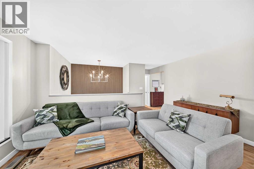9120 48 Avenue Nw, Calgary, Alberta  T3B 2B2 - Photo 6 - A2337039