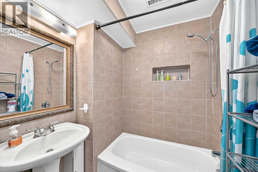 9120 48 Avenue Nw, Calgary, Alberta  T3B 2B2 - Photo 30 - A2337039
