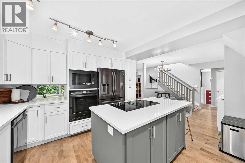 9120 48 Avenue Nw, Calgary, Alberta  T3B 2B2 - Photo 12 - A2337039