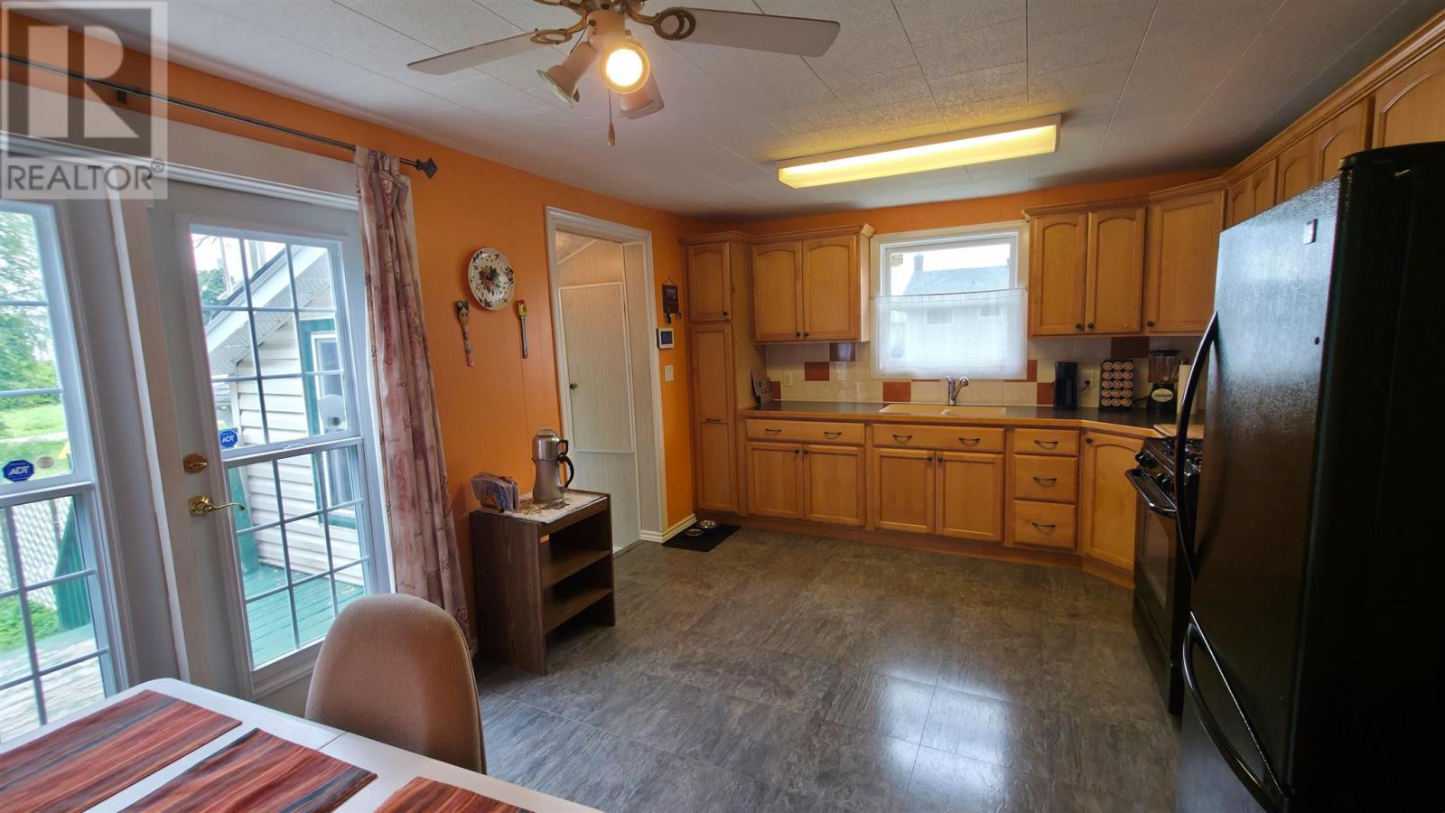 16 Stevens St, Sault Ste. Marie, Ontario  P6B 3N4 - Photo 22 - SM262335