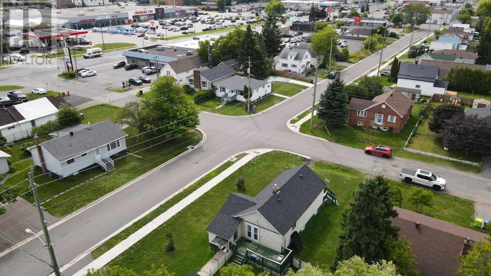 16 Stevens St, Sault Ste. Marie, Ontario  P6B 3N4 - Photo 9 - SM262335