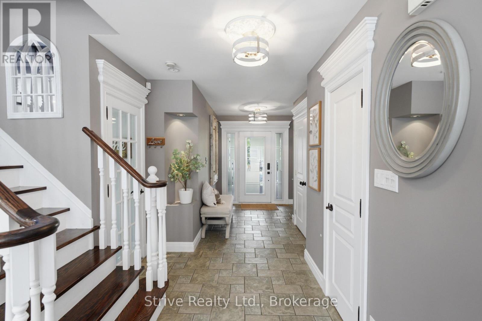 8 Rowland Court, Clarington, Ontario  L1E 1Z8 - Photo 6 - E13717620